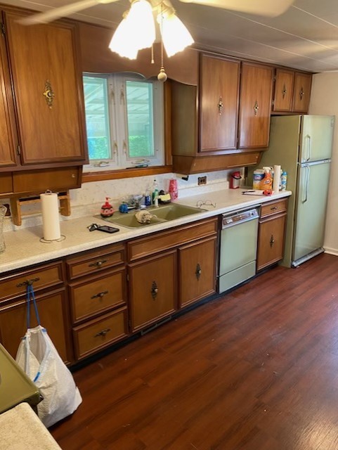 265 Carnation Ct. E — photo 6