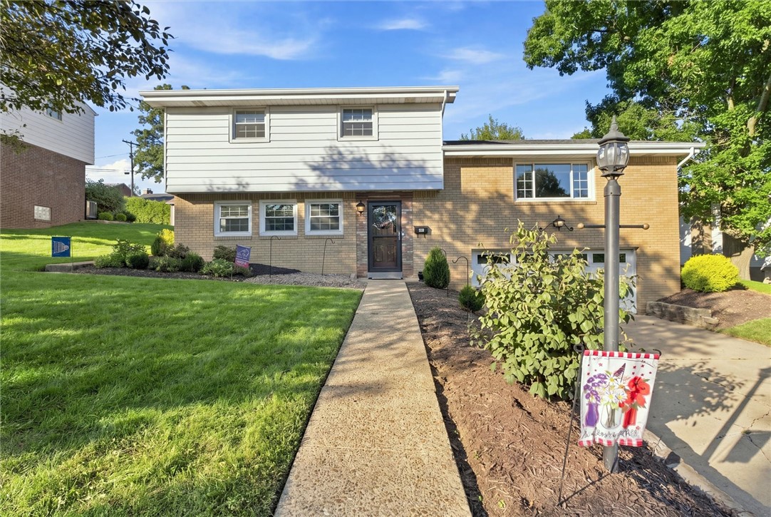 569 Pat Haven Dr — photo 1