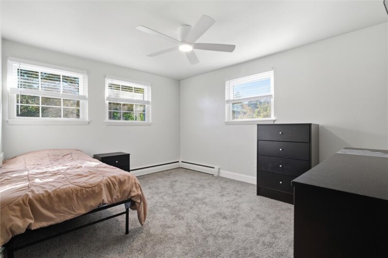569 Pat Haven Dr — photo 4