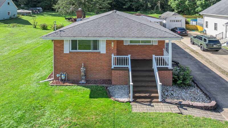 606 Golf Course Rd — photo 2