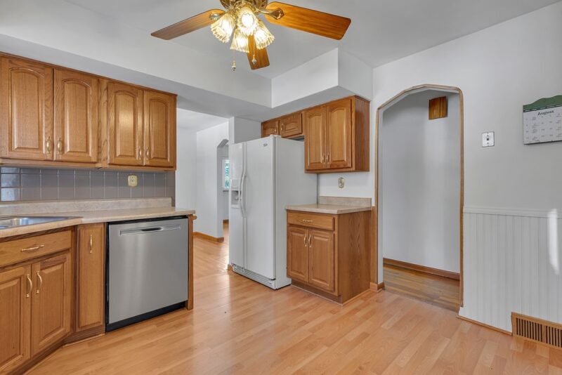 606 Golf Course Rd — photo 5
