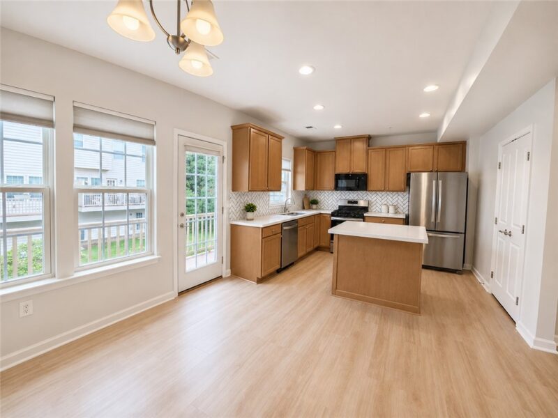 1502 Pointe View Dr — photo 8