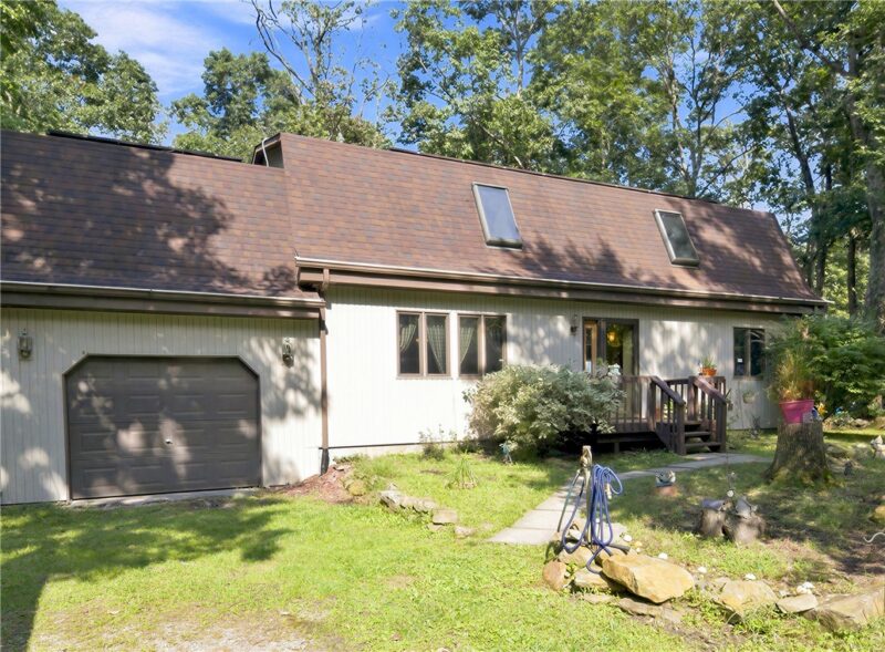 204 Kreinbrook Hill Rd — photo 2