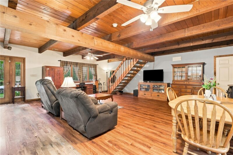 204 Kreinbrook Hill Rd — photo 8