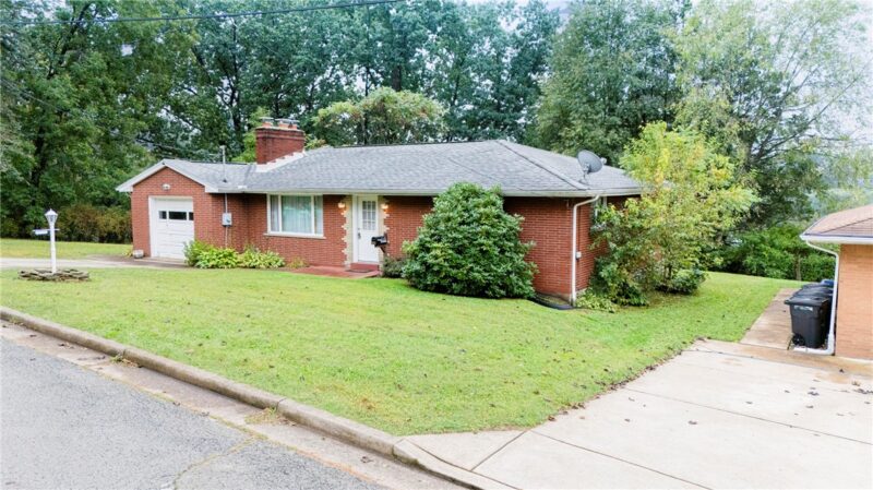 1124 High Street — photo 4