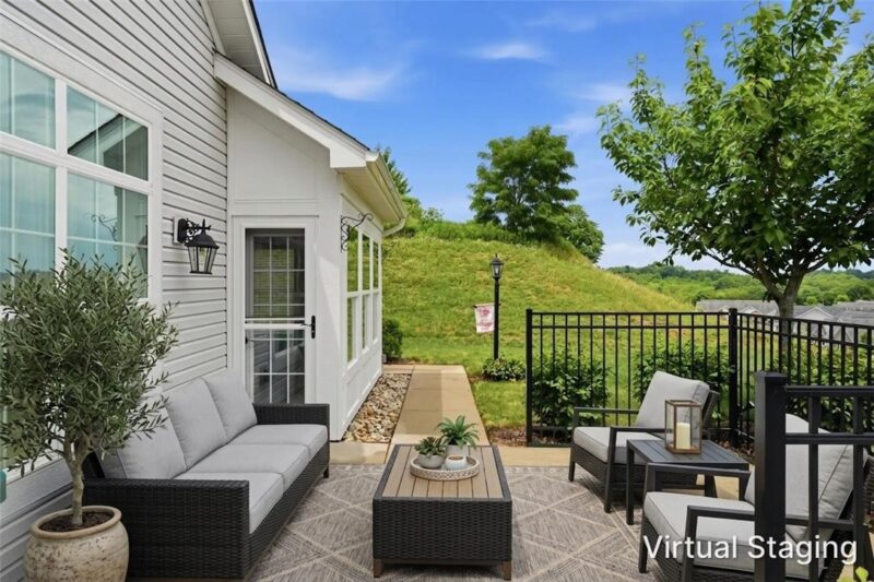 307 Spring Valley Drive — photo 2