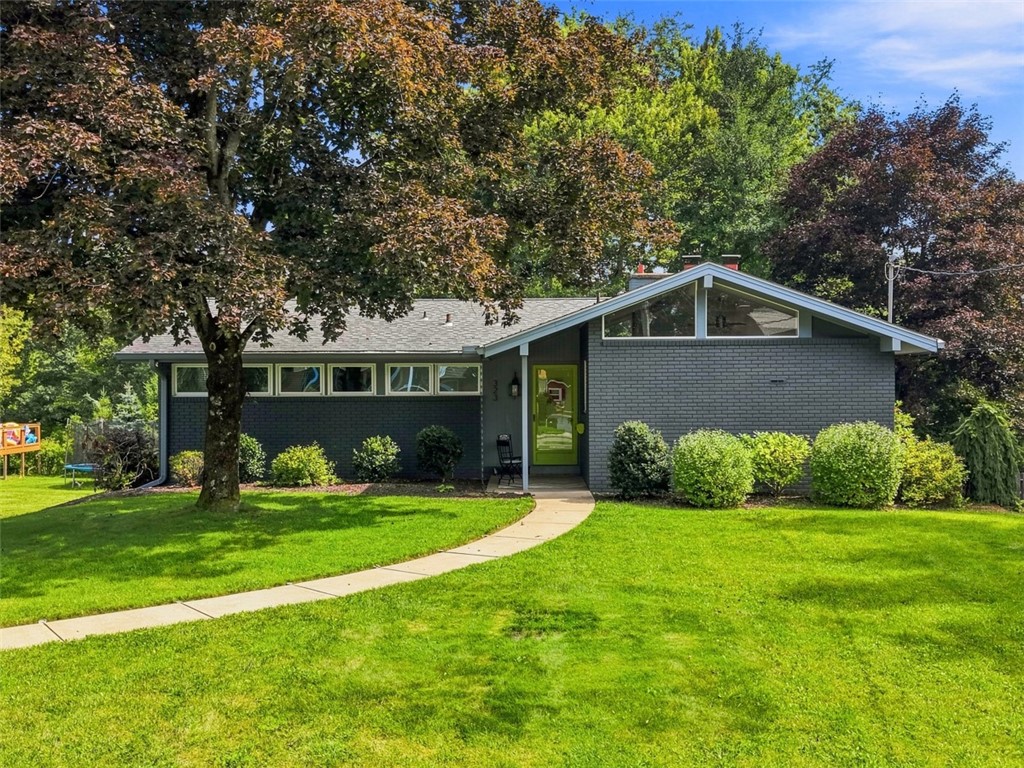 323 Tadmar Ave — photo 1