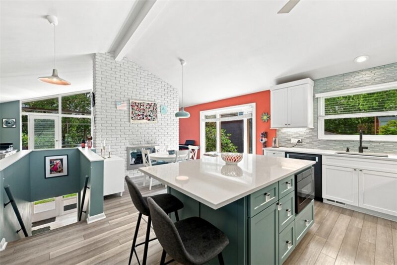 323 Tadmar Ave — photo 8