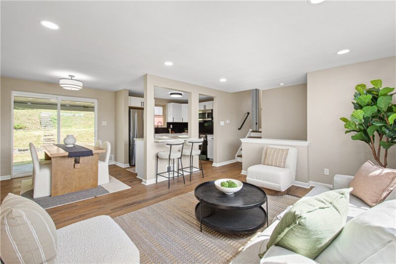 100 Woody Crest Dr — photo 4
