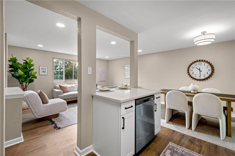 100 Woody Crest Dr — photo 8