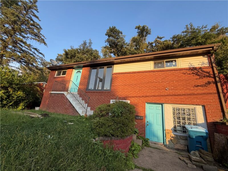 402 Elias Dr — photo 2