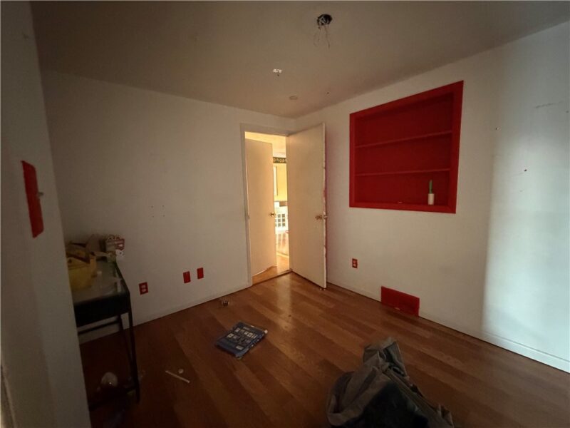 402 Elias Dr — photo 6