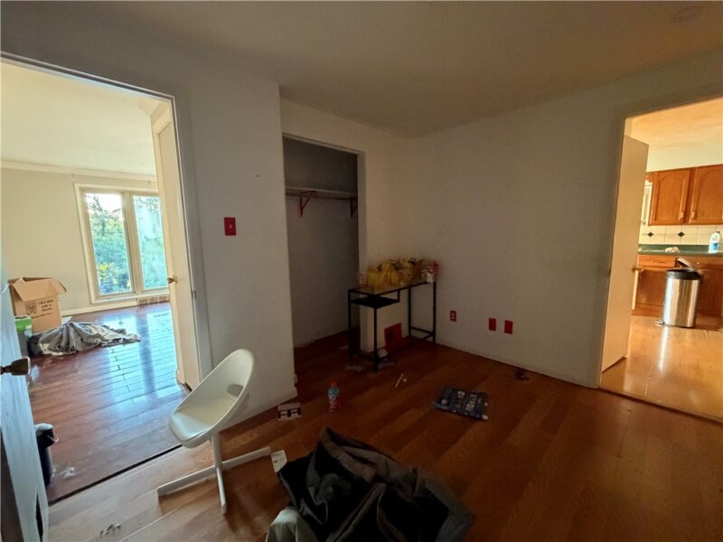 402 Elias Dr — photo 7