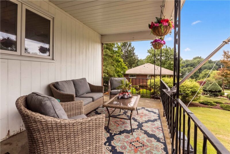 7115 Sansue Drive — photo 3