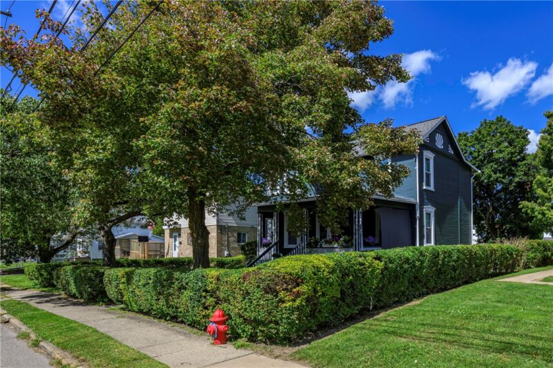 426 W Diamond St — photo 5