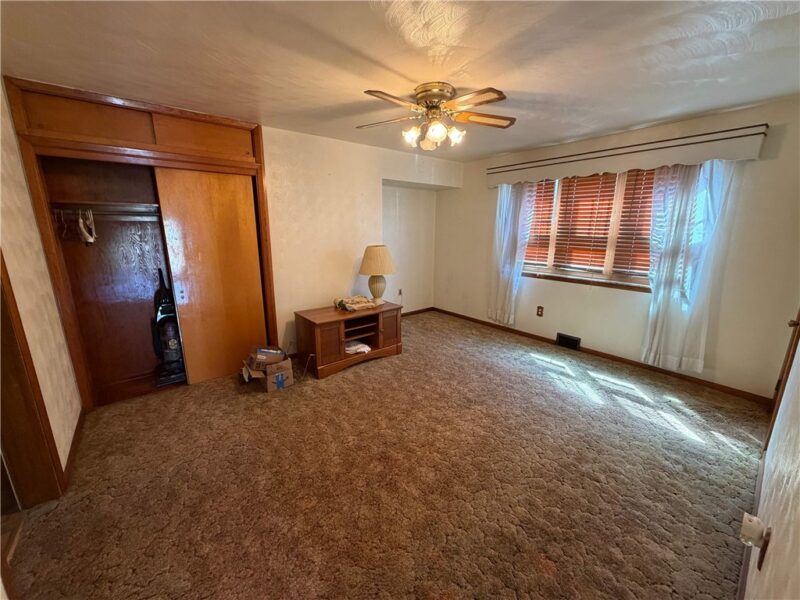 802 Glencairn St — photo 8