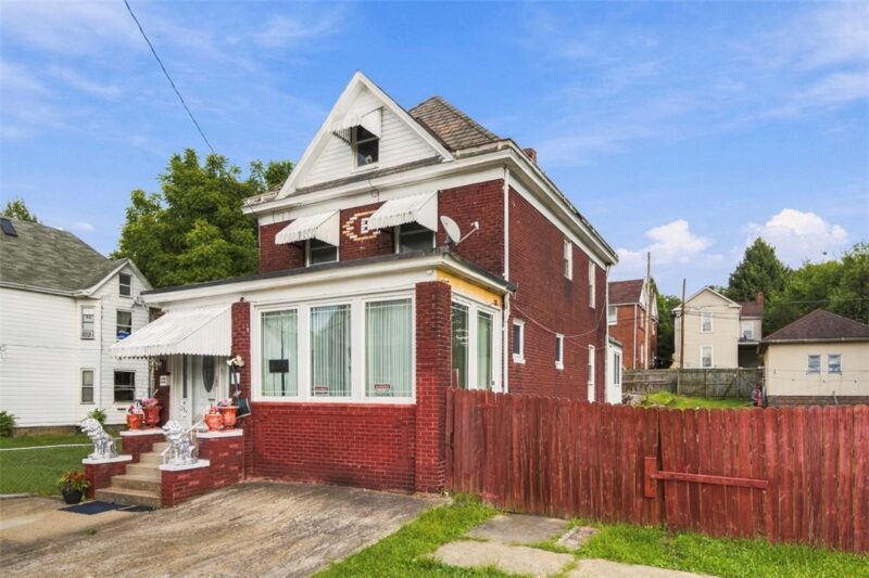 254 Ridge Avenue — photo 3