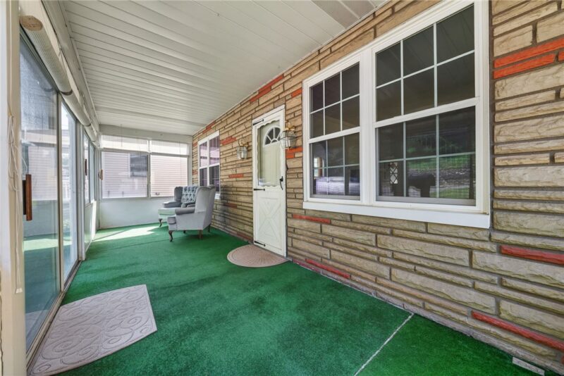 212 Provost Rd — photo 3