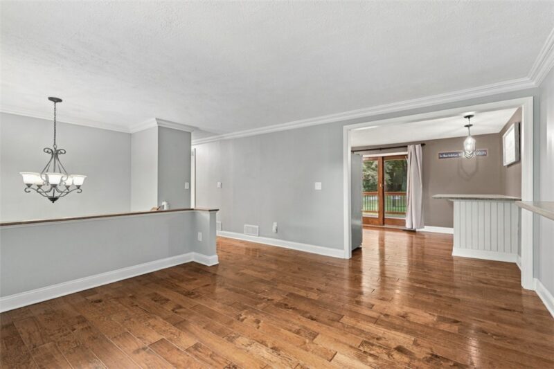 98 Sunridge Dr. — photo 6