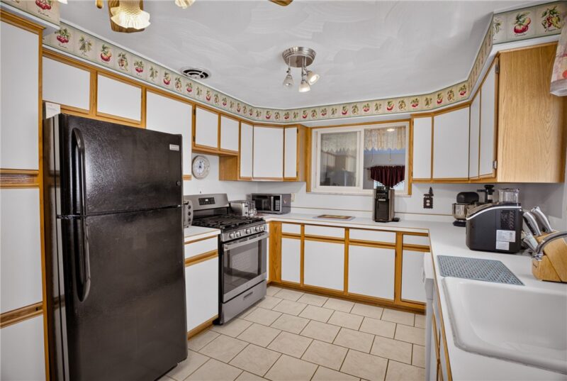 5237 Gardenville Rd — photo 6