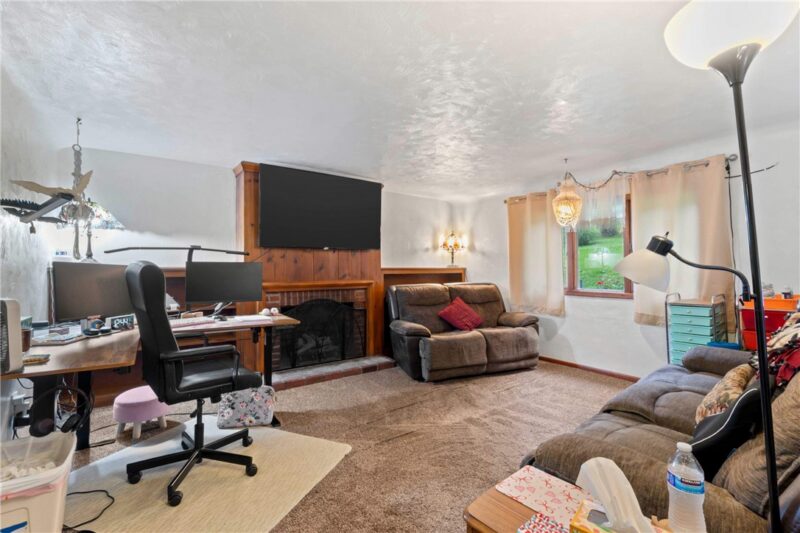 701 Trillium Ct — photo 3
