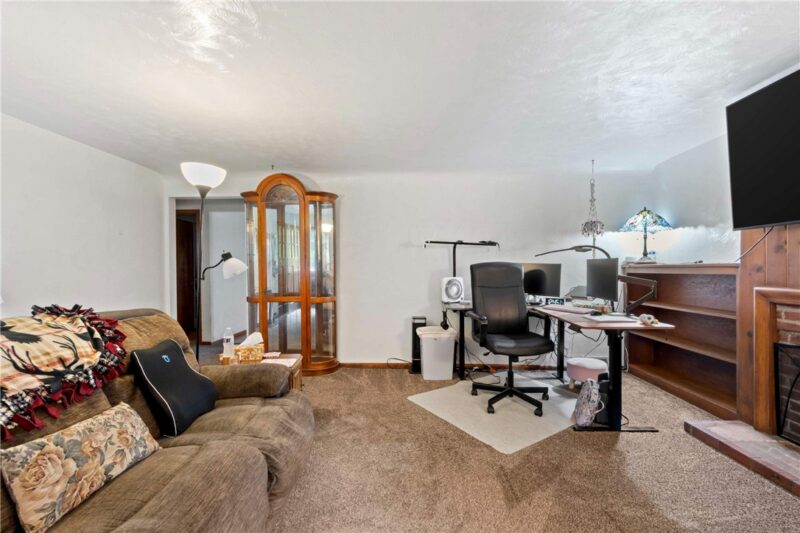 701 Trillium Ct — photo 4