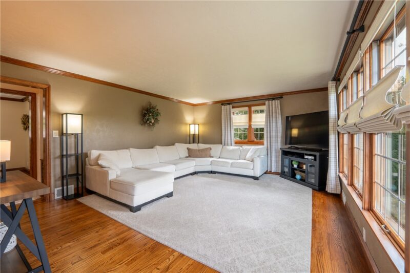 45 Windihill Dr — photo 5