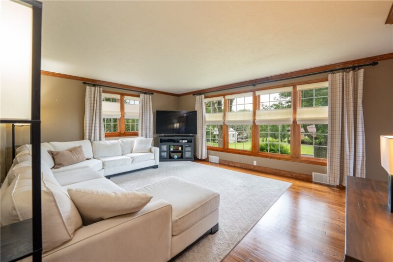 45 Windihill Dr — photo 6