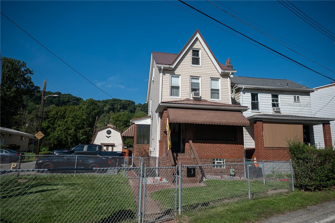 5 JONES STREET — photo 1