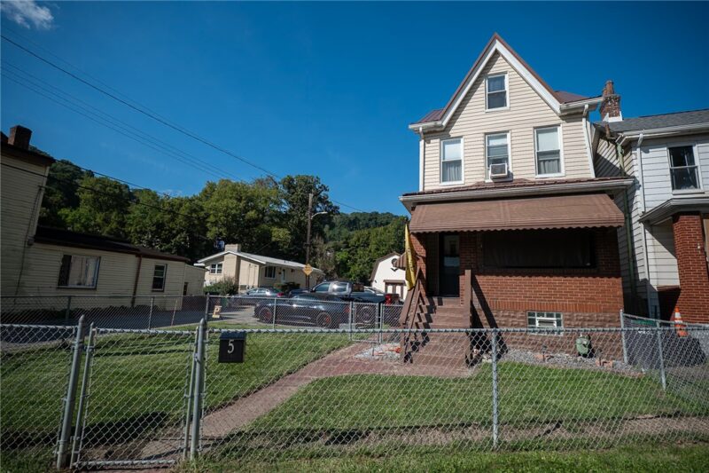 5 JONES STREET — photo 2