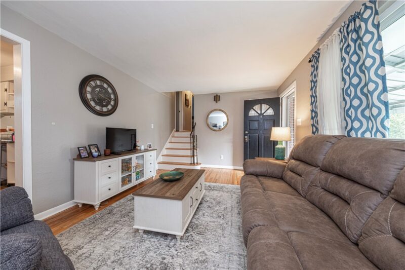 1626 Hybla St — photo 3
