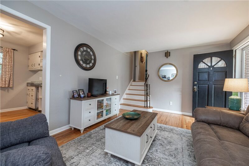 1626 Hybla St — photo 4