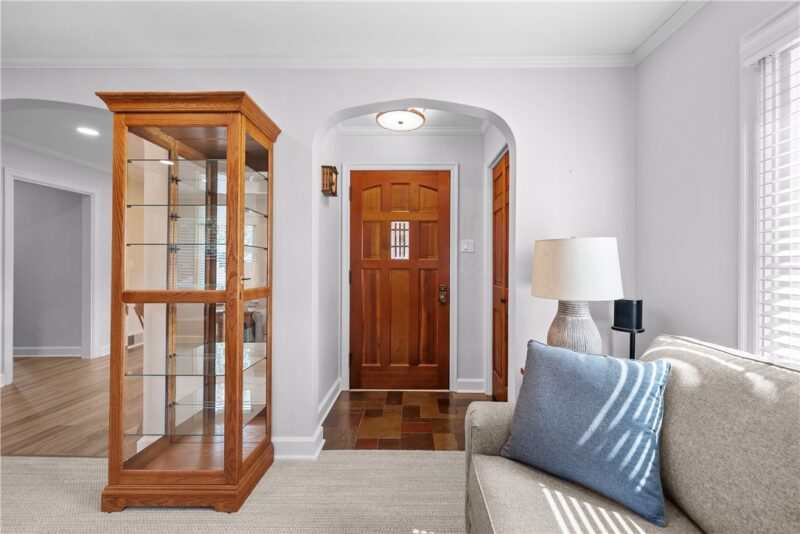 1826 Polk St — photo 5