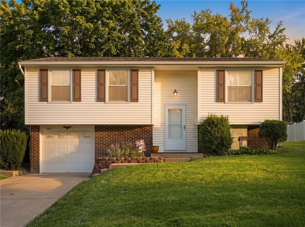 203 Cameron Drive — photo 1