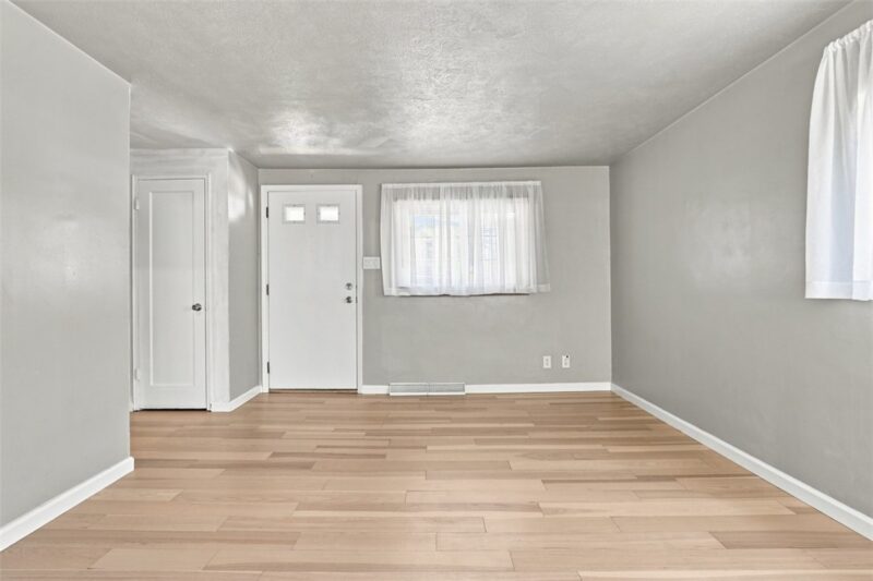 8110 WESTMORELAND — photo 4