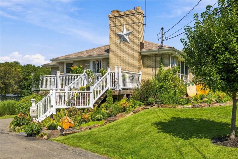 67 Magee Ave — photo 2