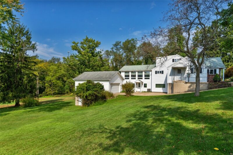5374 Sardis Road — photo 3