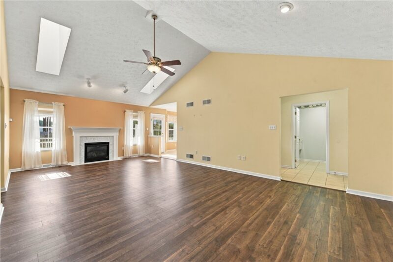 1010 Sunnyfield Ct — photo 4