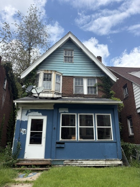 816 Franklin Ave — photo 1