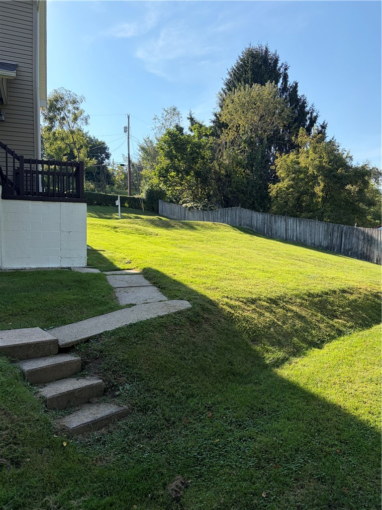 275 Maple St — photo 3