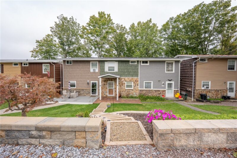 742 S Shore Trl — photo 2