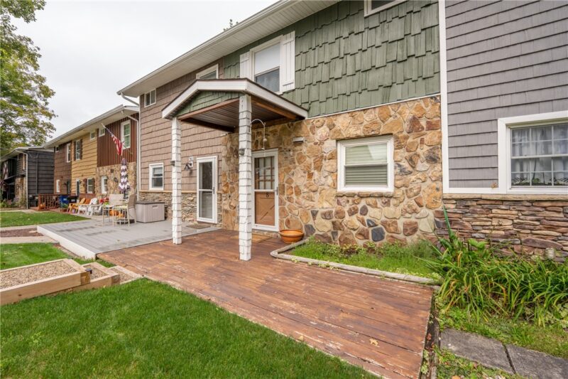 742 S Shore Trl — photo 5