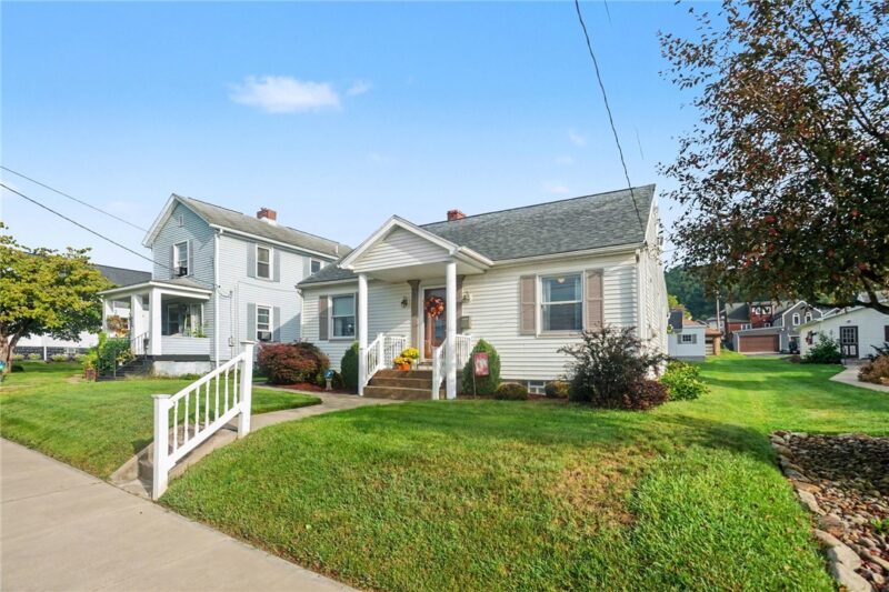 228 Hazel Ave — photo 4