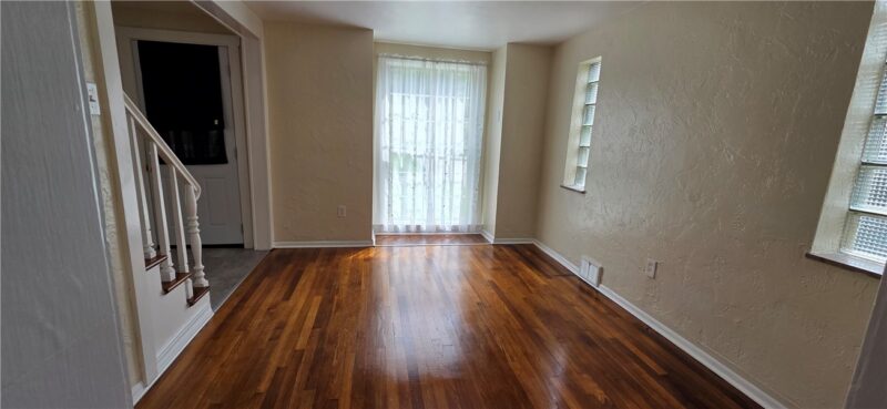 11838 Joan Dr — photo 3