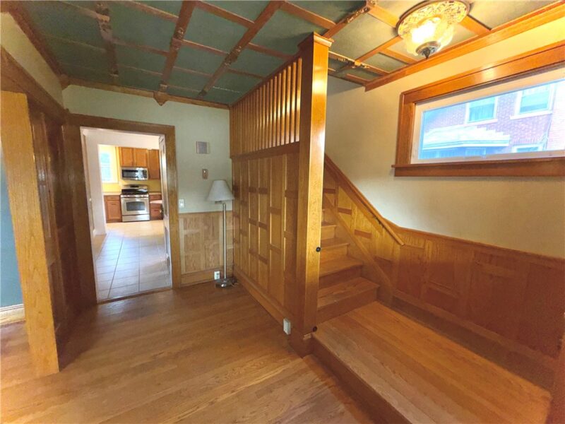 1406 Roemer Blvd — photo 7