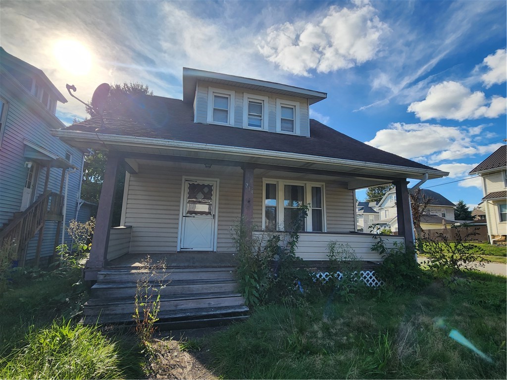 719 N Mercer St — photo 1