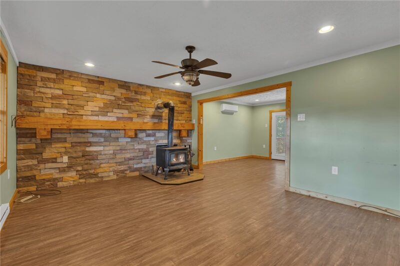 392 HODGSON — photo 7