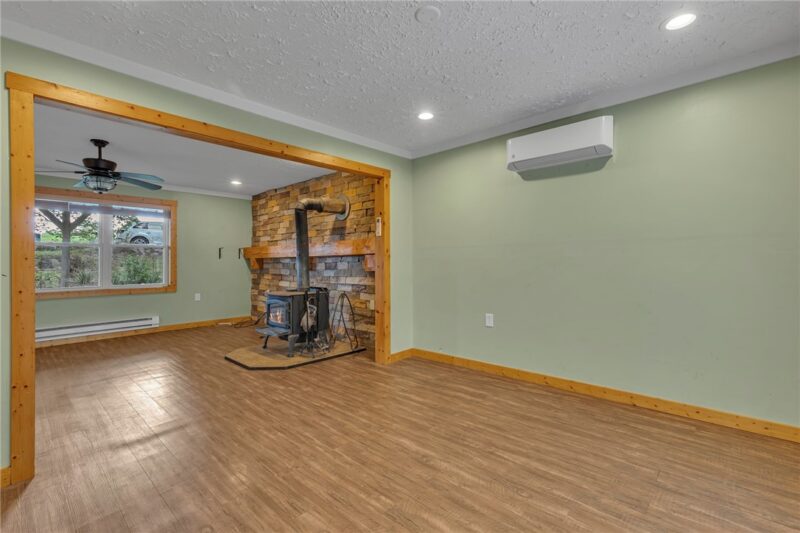 392 HODGSON — photo 8