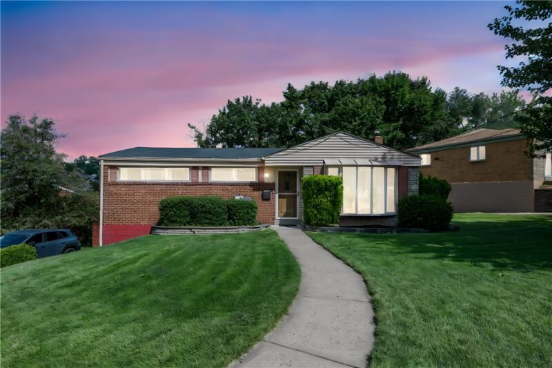 425 Ruthwood Ave