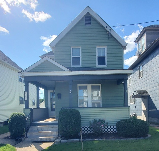 171 James St — photo 1